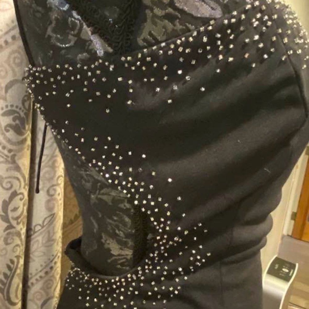 Dave & Johnny by Laura Ryner Black Lace-up Evening Gown, 5/6 - Picture 3 of 9